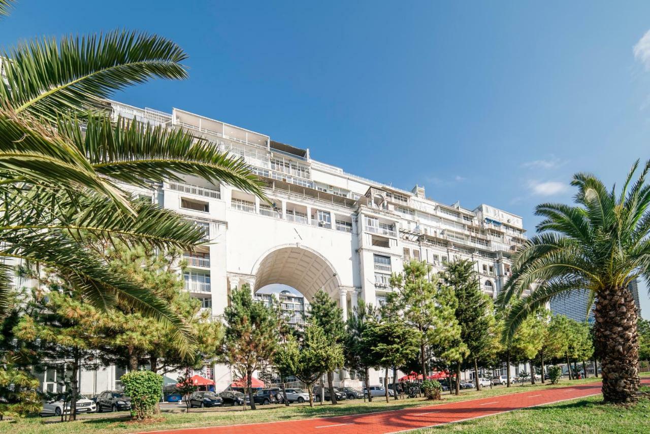 Magnolia - ❀ Cozy Apartment With An Unique Sea View ❀ Batumi Exterior photo